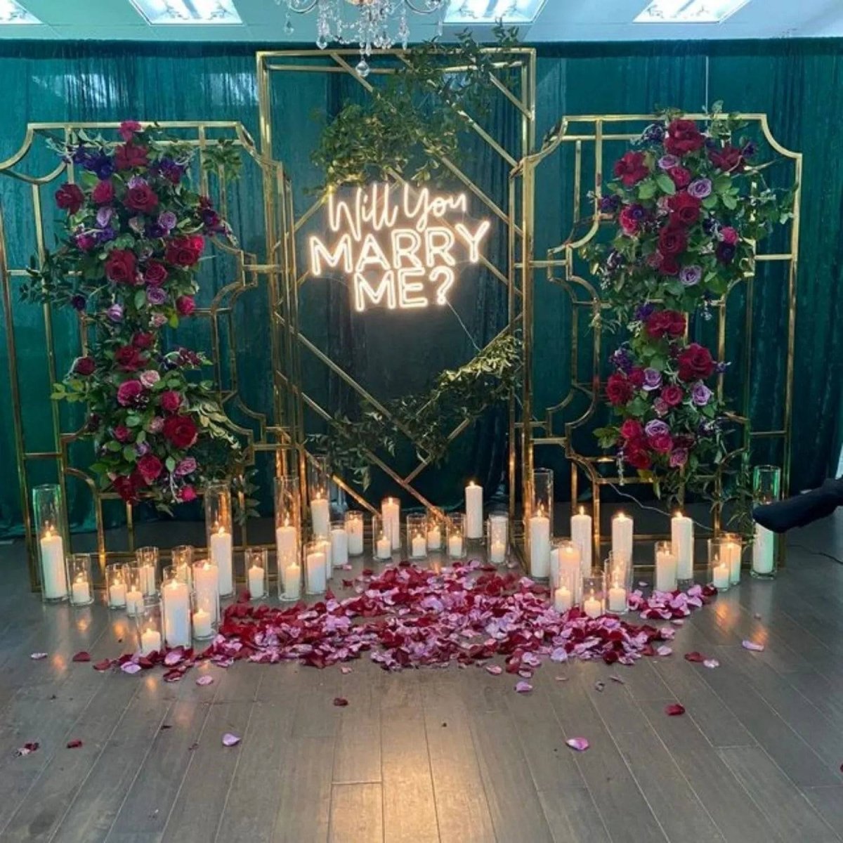 WILL YOUR MARRY ME?" NEON SIGN