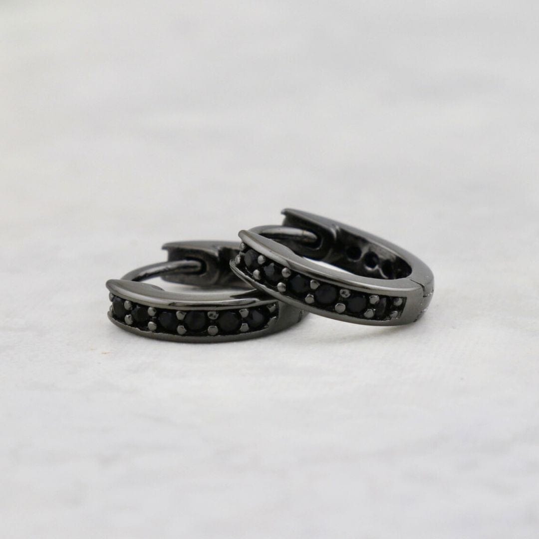 Boucles d'oreilles Huggies Midnight en argent sterling - noir