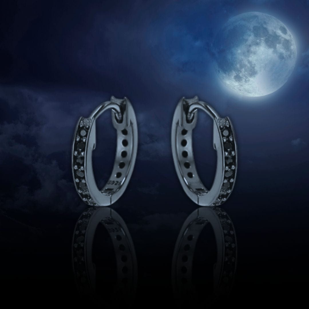Boucles d'oreilles Huggies Midnight en argent sterling - noir