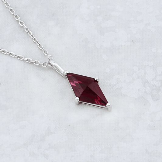 Collier Losange et grenat en argent sterling