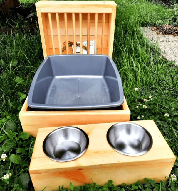 Dowel Style Hay Feeder and Litter Size